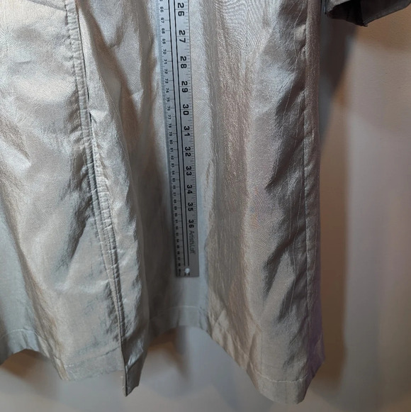 Vintage Town & Country Millennium Silver Sheen Button Front Trench Coat 9/10 - Picture 10 of 11